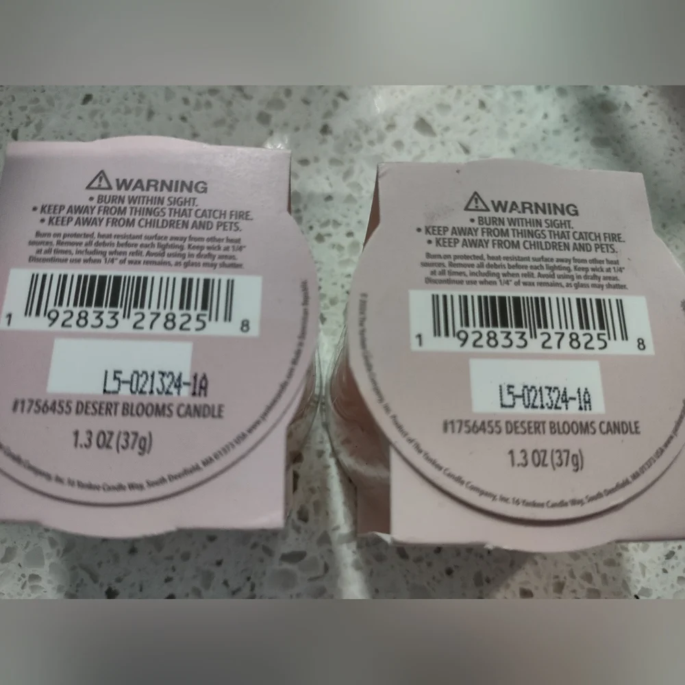NWT Two (2) Yankee Desert Blooms Candles